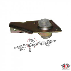 Bracket for gearshift rod with bushing, front