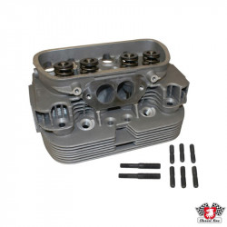 Cylinder head, "044", new, dual port, complete with valves. Inlet valves 40x8 mm and exhaust valves 35.5x8 mm. Spark plug M14x1,25x16 mm. Cylinder Ø94 mm. Unleaded fuel can be used. CLASSIC