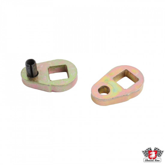 Spring retainer for sliding door