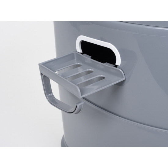 Split bucket toilet