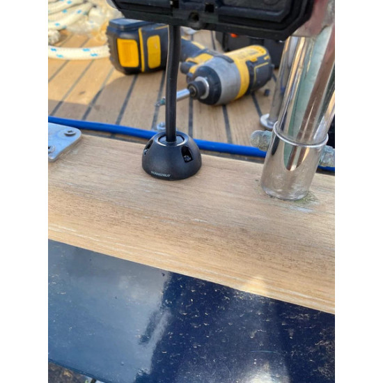 Scanstrut roof penetration, plastic, 2-8 m - horizontal - black
