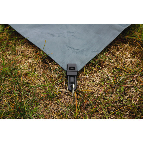 Fastening clips for tent carpets - set of 4