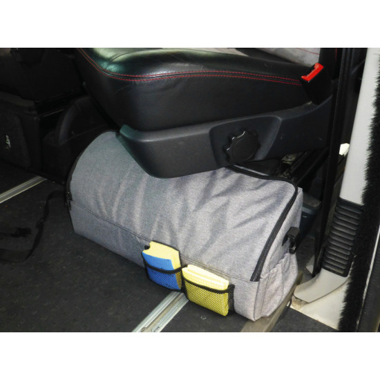 HOLIDAY TRAVEL picnic and tableware bag