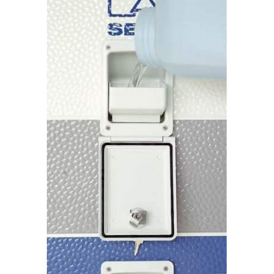 Filler neck with lockable flap
