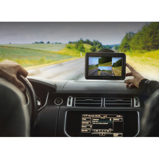 Lippert Furrion Vision S reversing camera with 7" monitor