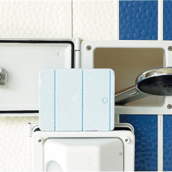 Pass-through with winter insulation