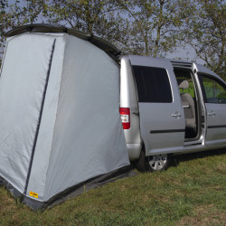 Trapezoidal rear tent for mini campers