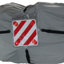 Adjustable straps for bicycle carriers