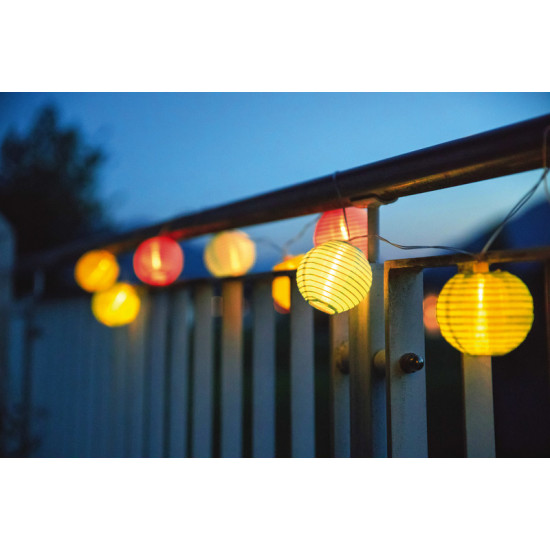Carbest LED string lights including solar panel and battery