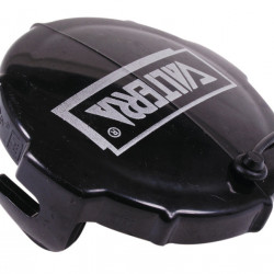 Valve cover with bayonet fitting