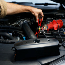 CS FREE – 4-in-1 Device: Battery Charger / Maintenance Device / Adaptive Booster / Power Bank