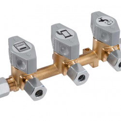 Triple quick-closing shut-off valve for 10 mm inlet and 8 mm outlets