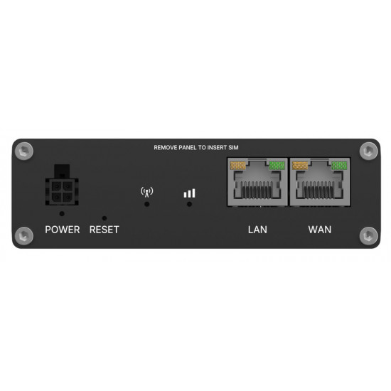 WiFive bundle consisting of router and antenna