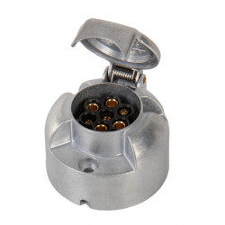 Carbest 7-pin trailer socket for the towing vehicle