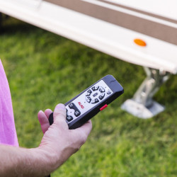 Al-KO Bigfoot, electric caravan support UP4