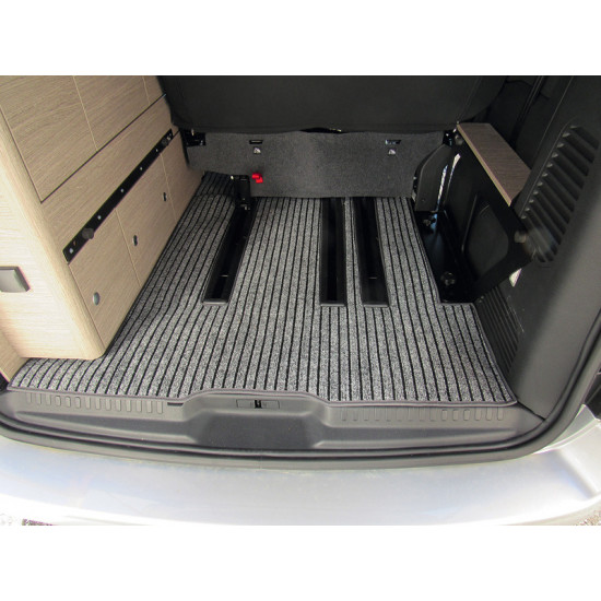 Carbest carpet/floor mat driver's cab for Mercedes Vito Vanstar