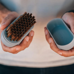 Soft Soak Brush
