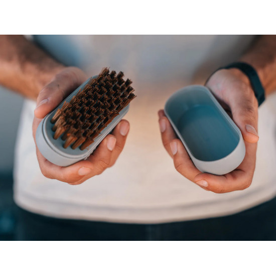 Soft Soak Brush