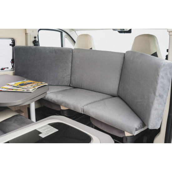Additional sofa/bench for driver's cab