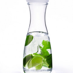 Camp4 acrylic carafe with screw-on lid