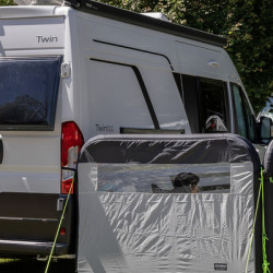 HOOGE AIR windscreen extension 160x140cm, without pump
