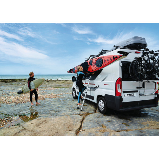 Thule Hullavator Pro kayak carrier with lift support