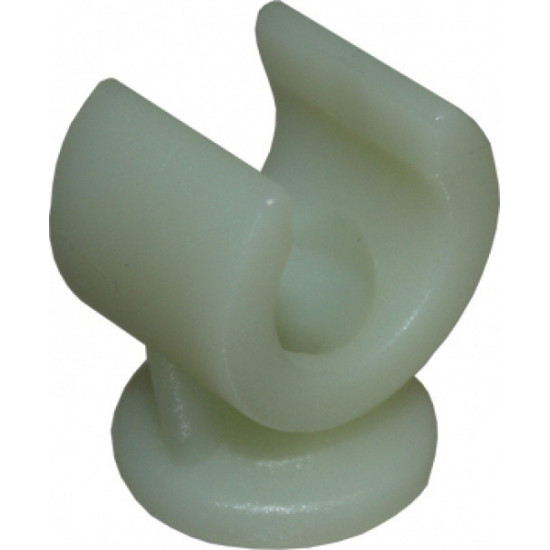 Loose plastic pipe clamp