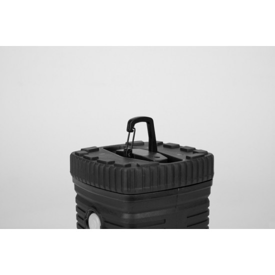 Battery-powered camping light with adjustable light temperature