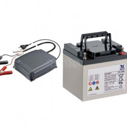 Power supply for caravan maneuvering drives
