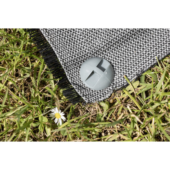 Plastic tarp pegs – 6 pieces