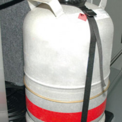 Gas cylinder holder for floor mounting