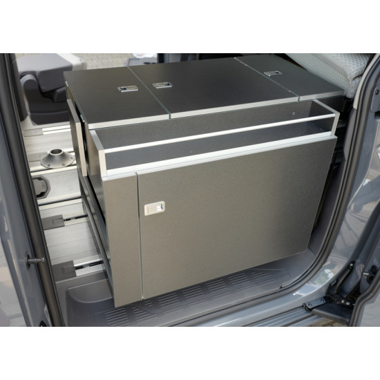 VW Multivan FreeVan kitchen module including technology