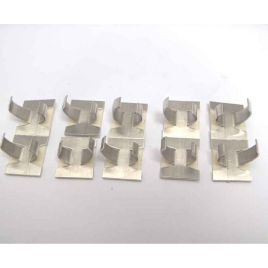 Self-adhesive cable clamp loose