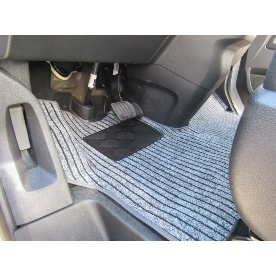 Carbest carpet/floor mat driver's cab for Mercedes Vito Vanstar