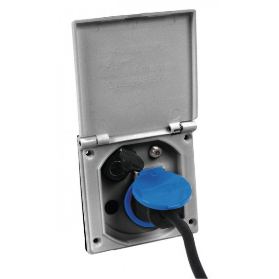 Multifunctional plug-in quad