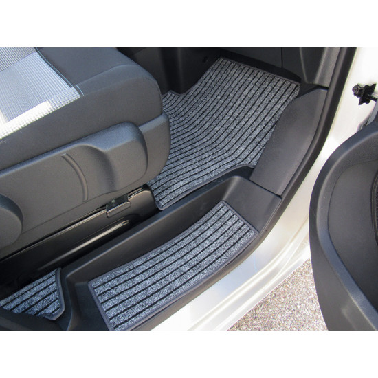 Carbest carpet/floor mat driver's cab for Mercedes Vito Vanstar