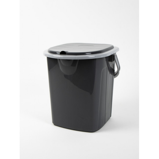 Mobile bucket toilet - with lid