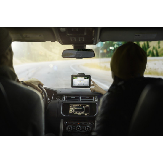 Lippert Furrion Vision S reversing camera with 7" monitor