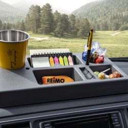 Dashboard storage compartment for VW T4