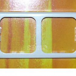 Double frame, slim white.