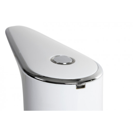 Mobile battery-powered drinking water tap