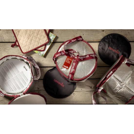 Omnia cooler bag with cooling element