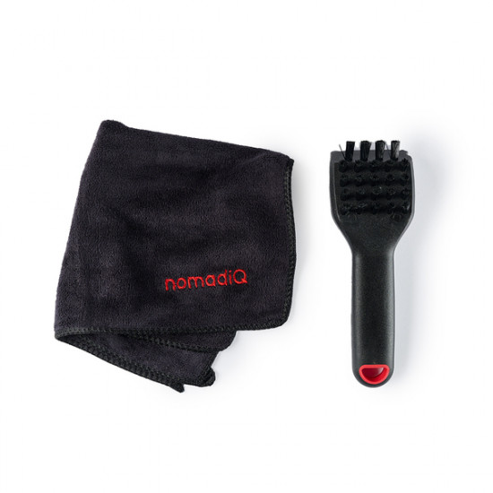 Cleaning kit – 2-piece set with grill brush and cloth