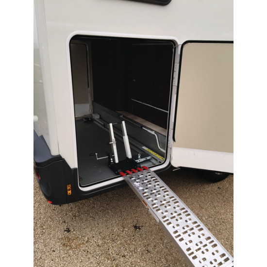 Loading aid for bicycle/scooter in rear garage