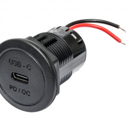 USB-C power outlet (60 W) including mounting plate