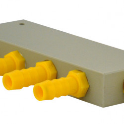 WhiteYellow Water distribution block with 4 outlets for 10 mm hose