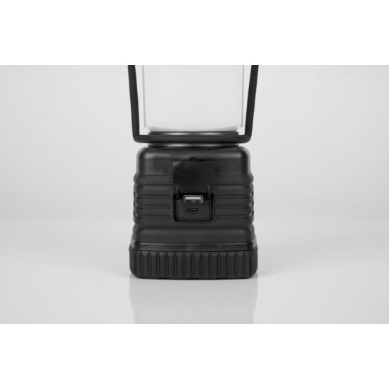 Battery-powered camping light with adjustable light temperature