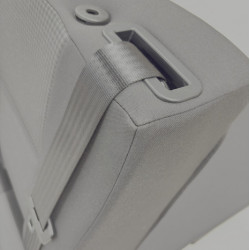 Seat belt outlet for bench seats