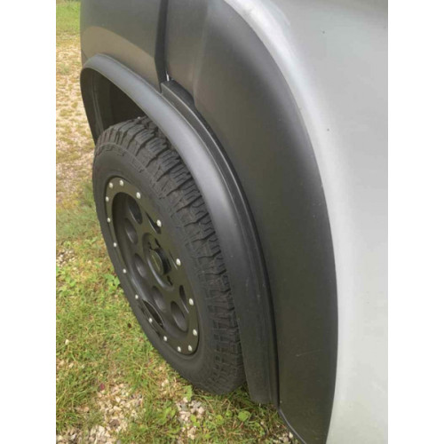 Alloy wheels, hubcaps