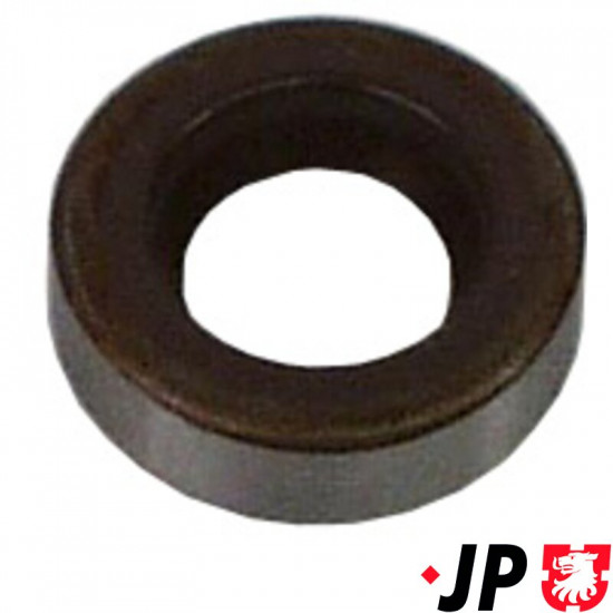 Oil seal for main drive shaft
